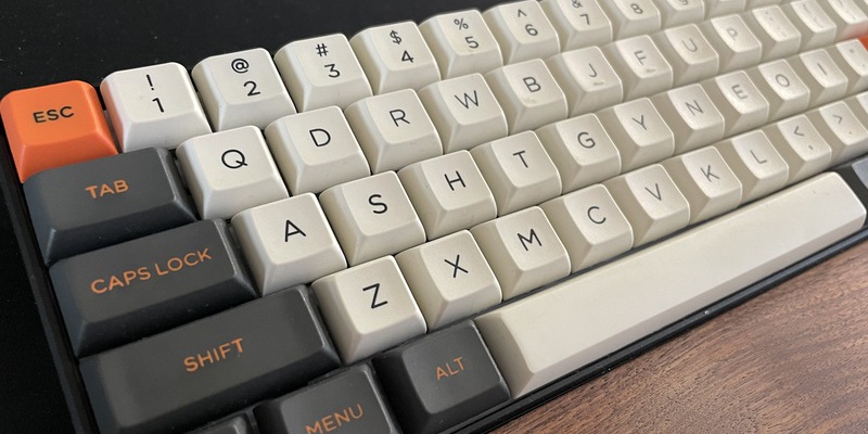 /images/keyboard-small.jpg /images/keyboard-small.jpg